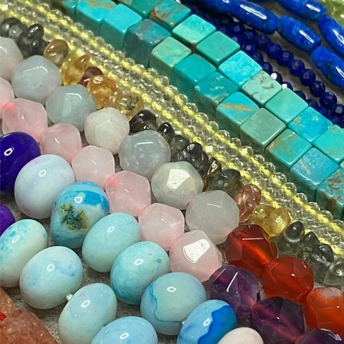 Assorted gemstones