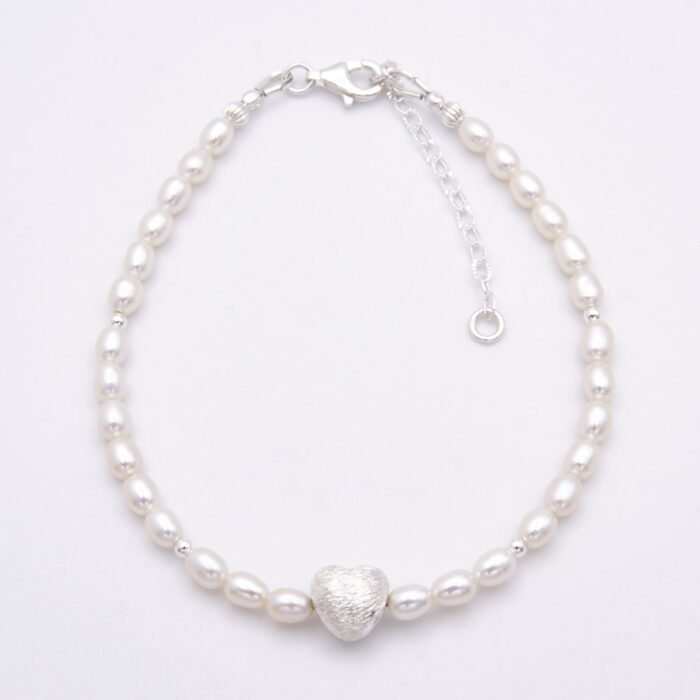 Freshwater Pearl and Brushed Sterling Silver Heart Bracelet Freshwater Pearl and Brushed Sterling Silver Heart Bracelet