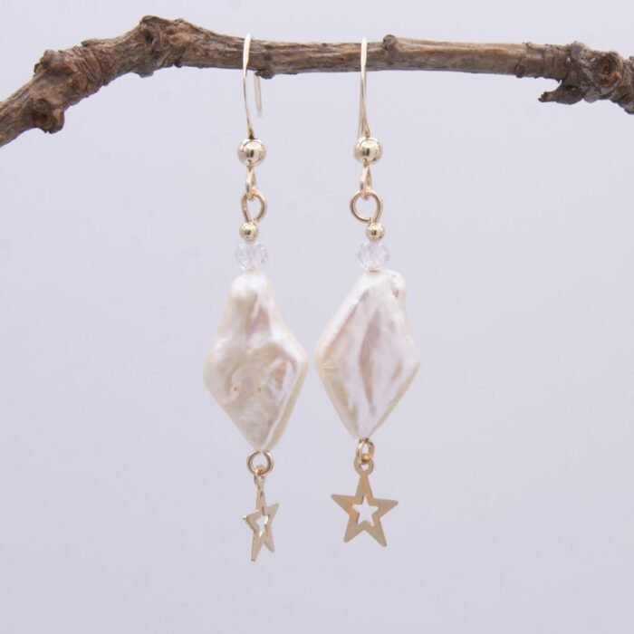Diamond Shaped Freshwater Pearl and Gold Filled Star Earrings "back" Diamond Shaped Freshwater Pearl and Gold Filled Star Earrings "back"