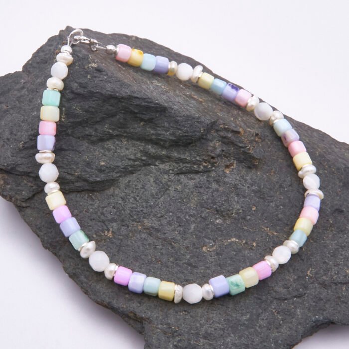 Mother of Pearl and Freshwater Pearl Bead Bracelet