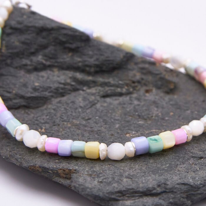 Close up of Mother of Pearl and Freshwater Pearl Bead Bracelet